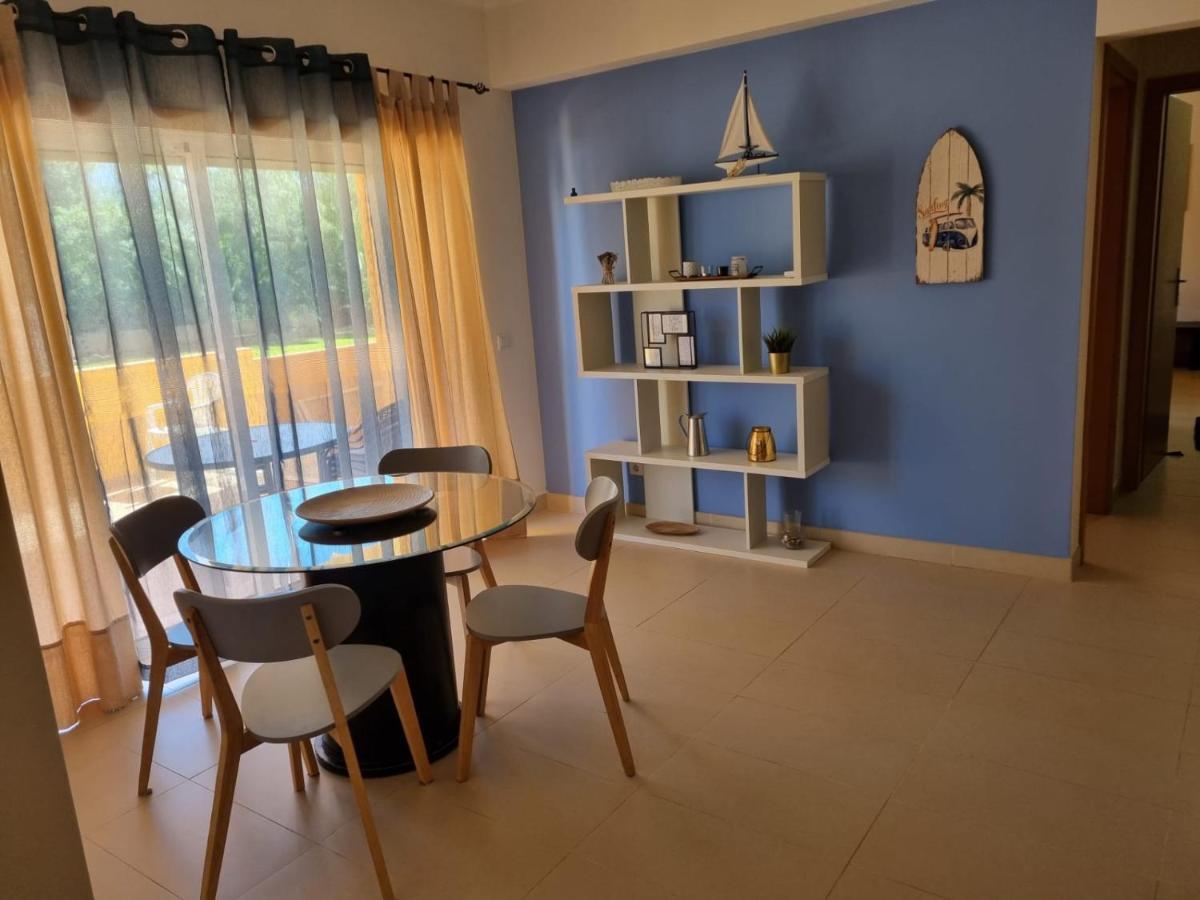 Marinho - 2 Bedroom 2 Bathroom Ground Floor Apartment With Communal Pool And Gardens Conceição Εξωτερικό φωτογραφία